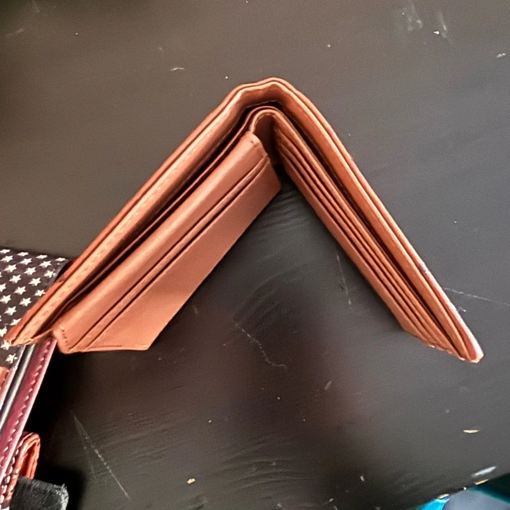 Western Wallet